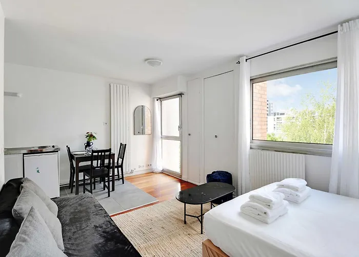 Stunning - 2p - La Vilette *